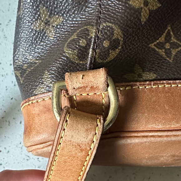 Louis Vuitton Backpack - Picture 5 of 16